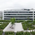 - Leuchtenbergring, An Ihg