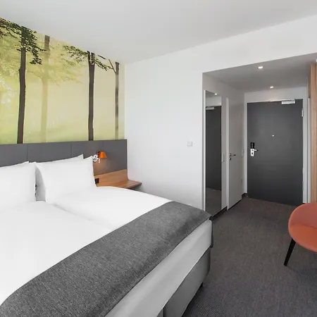 - Leuchtenbergring By Ihg 4*