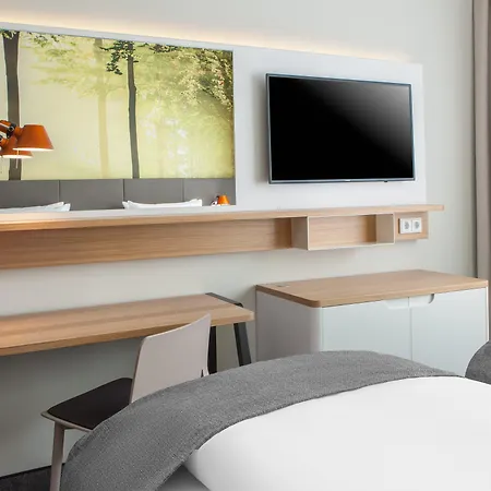 - Leuchtenbergring By Ihg 4* München