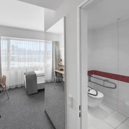 Szálloda - Leuchtenbergring By Ihg 4*
