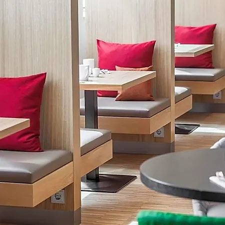 - Leuchtenbergring By Ihg Hotel 4*