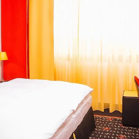- Leuchtenbergring By Ihg 4* München