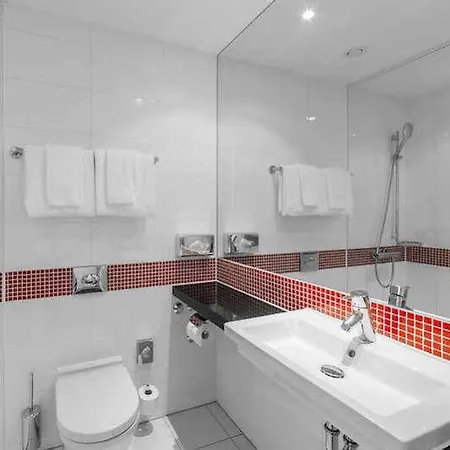 - Leuchtenbergring By Ihg 4*