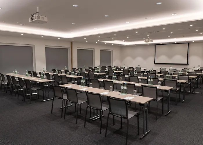 - Leuchtenbergring By Ihg Ξενοδοχείο