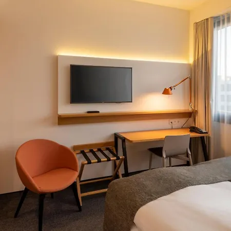 - Leuchtenbergring By Ihg Hotel 4*