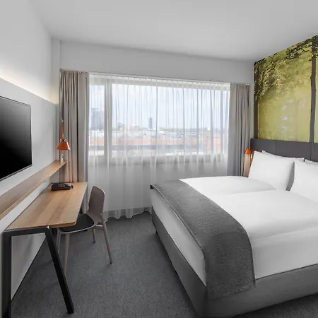 - Leuchtenbergring By Ihg Hotel 4*